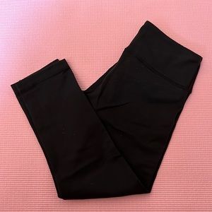 Black lululemon size 6